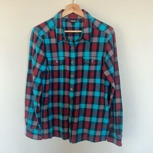 Patagonia Button Down Shirt Fjord Flannel Blue Plaid Long Sleeved Size 8
